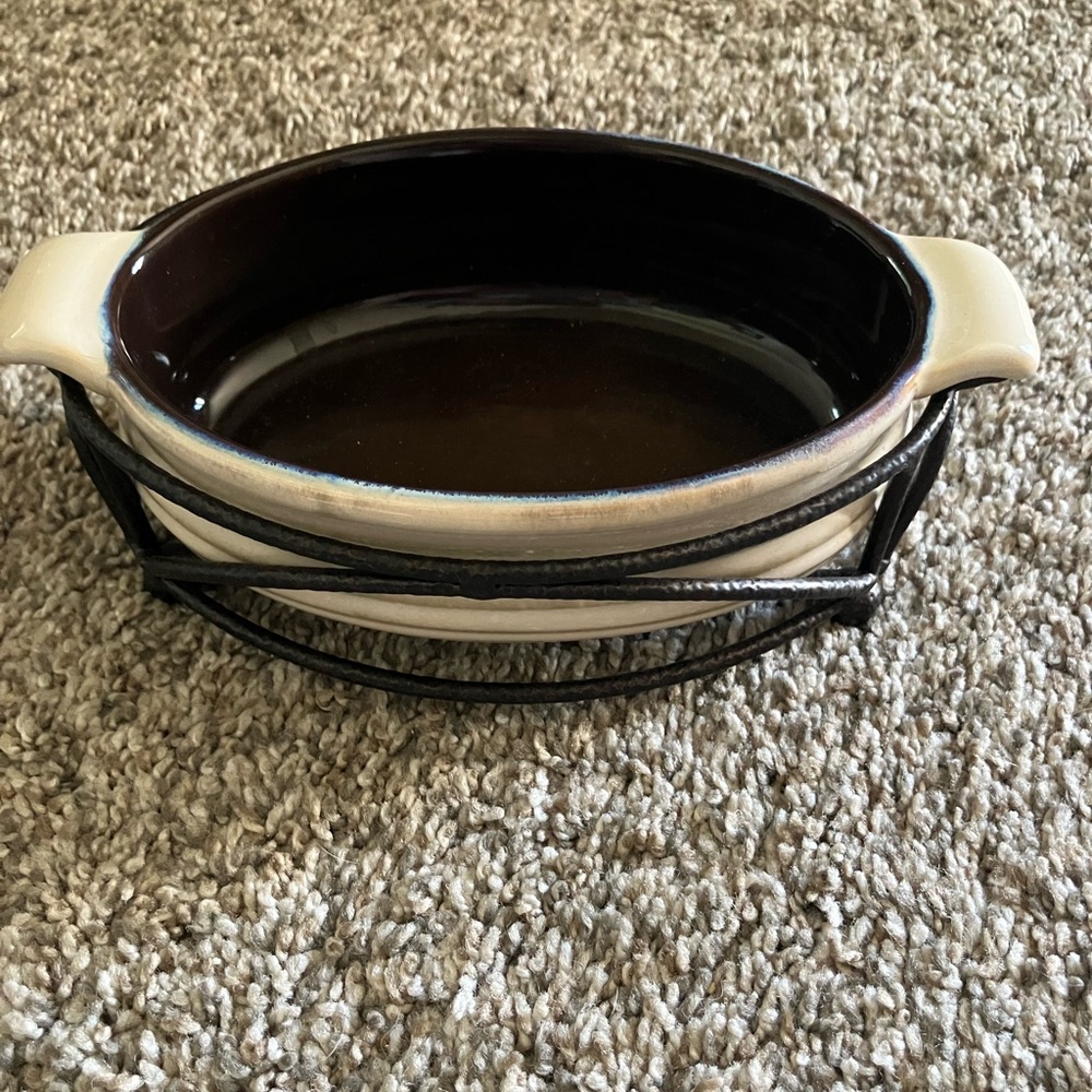 Tastefully Simple Oval Dip Crock